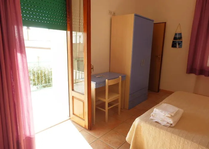 Rose לינה וארוחת בוקר