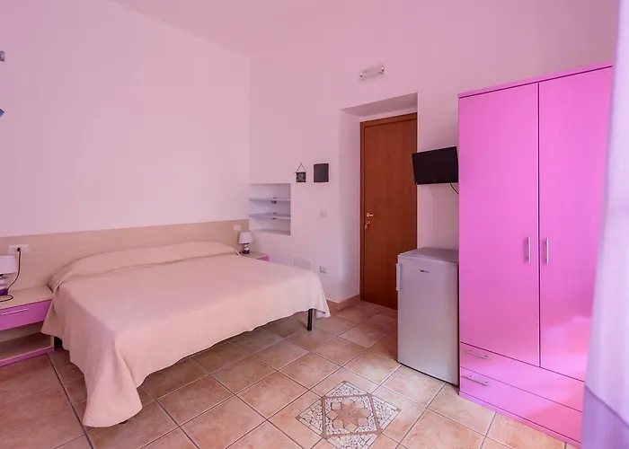 Rose فندق مبيت وإفطار بيسْكيتْشّي