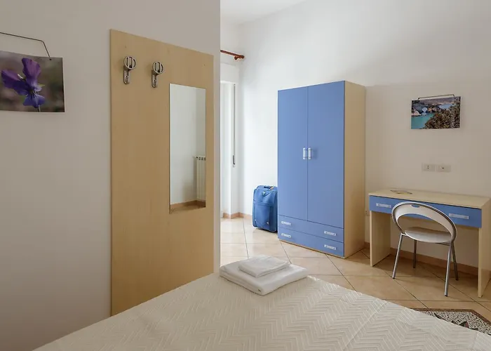 Rose 3* بيسْكيتْشّي